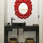 Ξενοδοχείο με διαμερίσματα Milin Dom Premium 4*