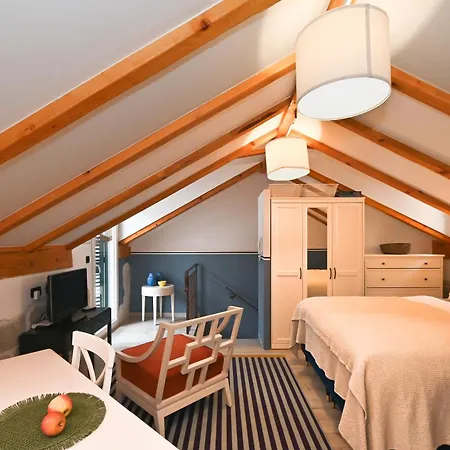Milin Dom Premium Aparthotel 4*