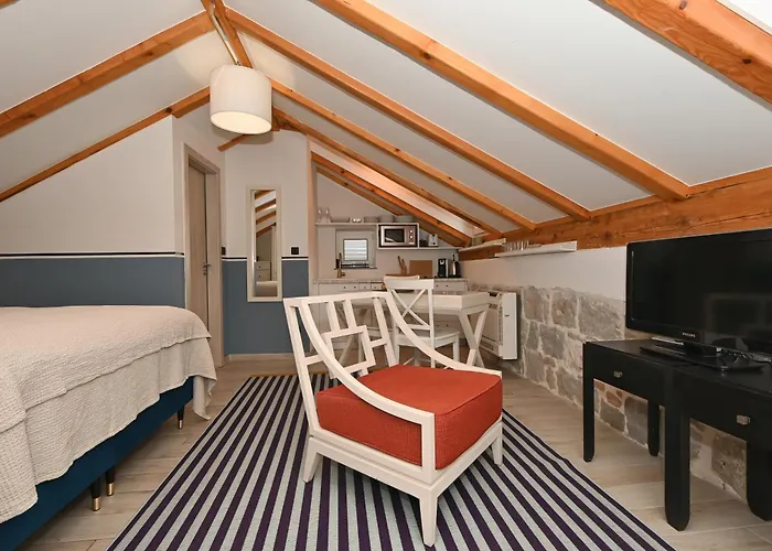 Milin Dom Premium Aparthotel 4*